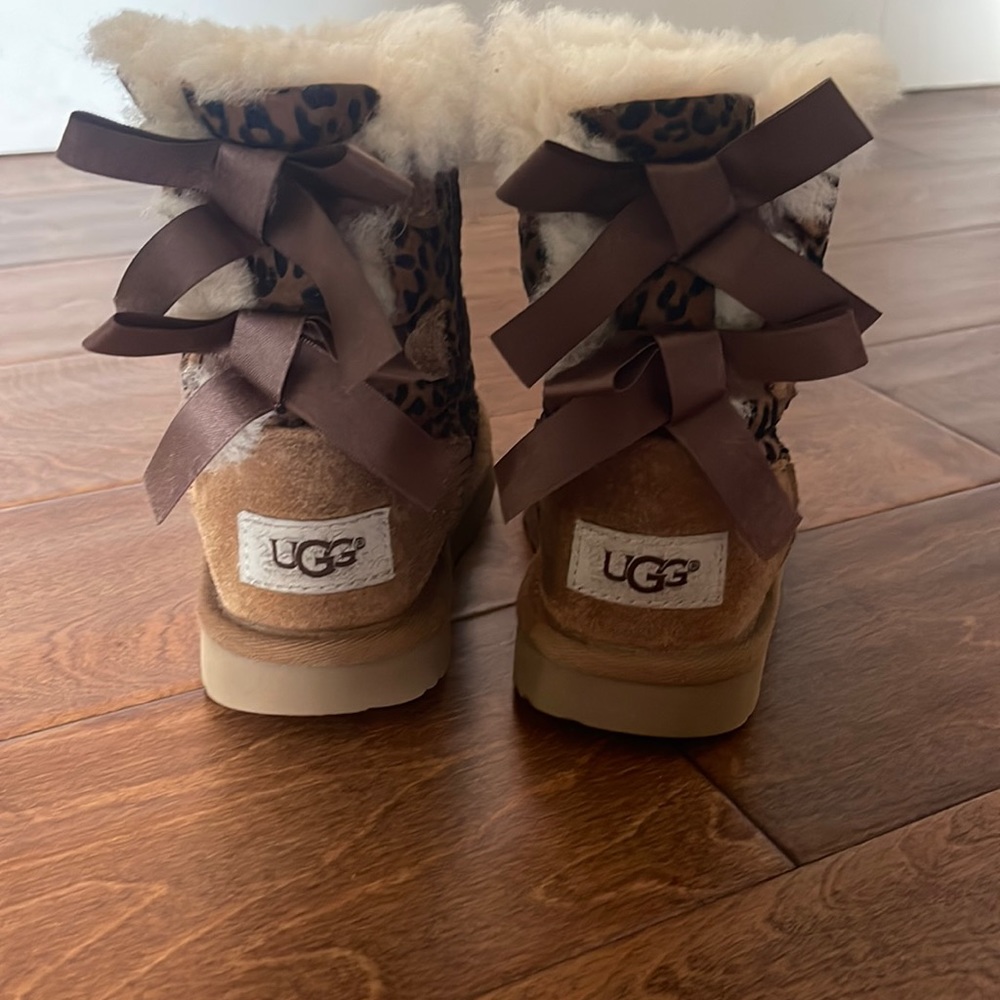 Girls ugg boots